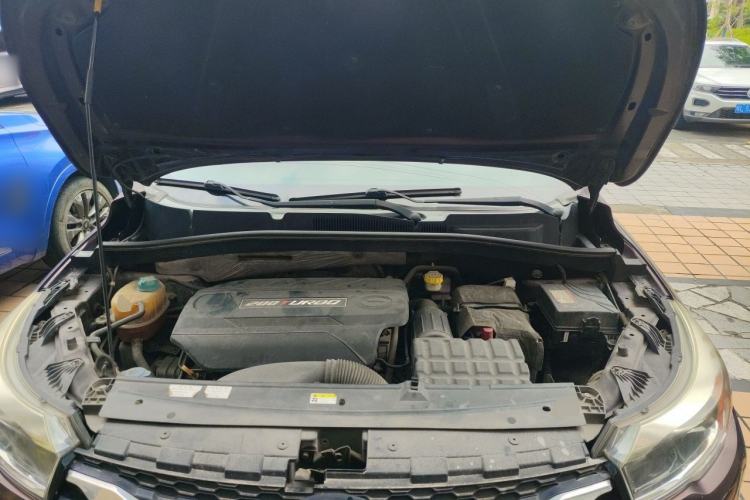 Used GAC Trumpchi GS4 2015 200T G-DCT Luxury Edition Engine Bay