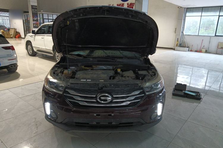 Used GAC Trumpchi GS4 2015 200T G-DCT Elite Edition Engine Bay