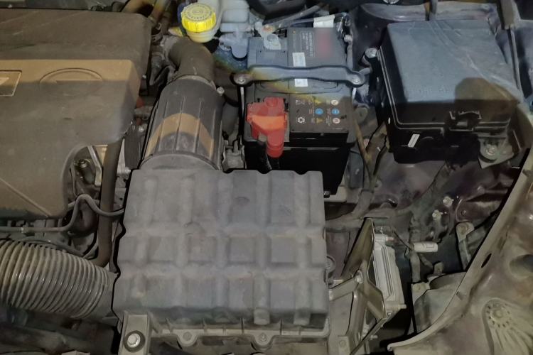 Used GAC Trumpchi GS4 2015 200T Manual Elite Edition Engine Bay Left