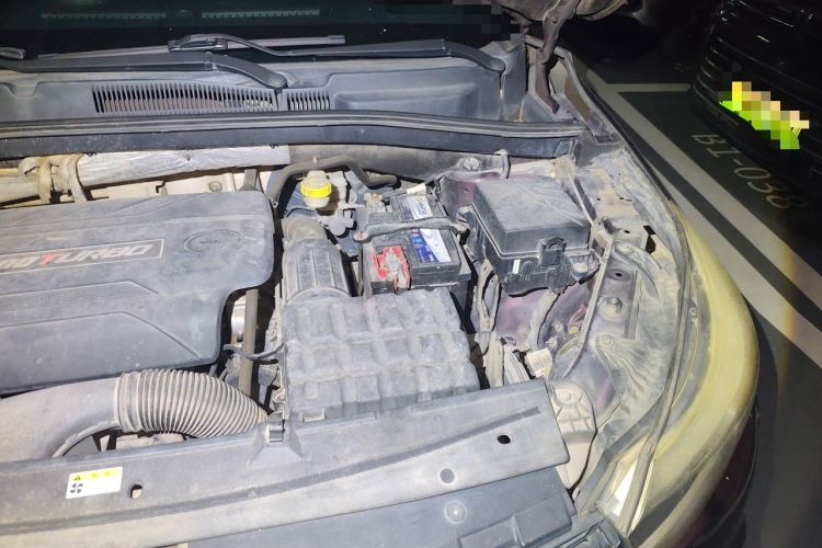 Used GAC Trumpchi GS4 2015 200T G-DCT Elite Edition Engine Bay Left