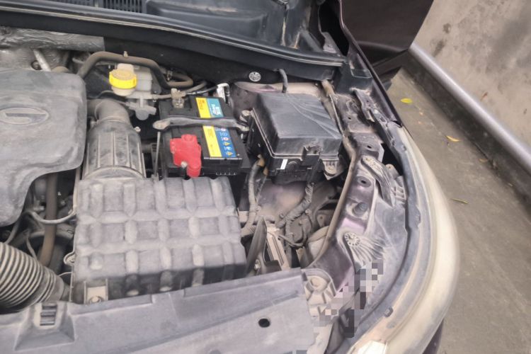 Used GAC Trumpchi GS4 2015 200T Manual Elite Edition Engine Bay Left