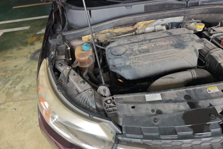 Used GAC Trumpchi GS4 2015 200T G-DCT Elite Edition Engine Bay Right