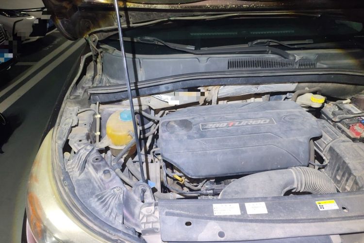 Used GAC Trumpchi GS4 2015 200T G-DCT Elite Edition Engine Bay Right