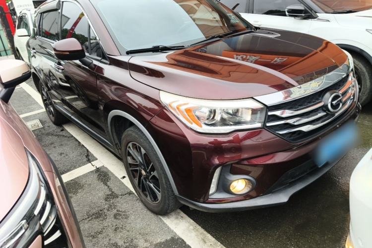 Used GAC Trumpchi GS4 2015 200T G-DCT Elite Edition Front Right 45 Deg