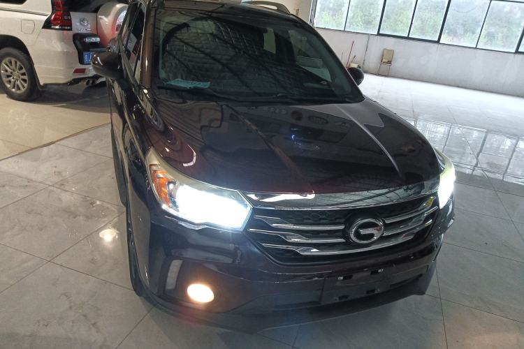 Used GAC Trumpchi GS4 2015 200T G-DCT Elite Edition Front Right 45 Deg
