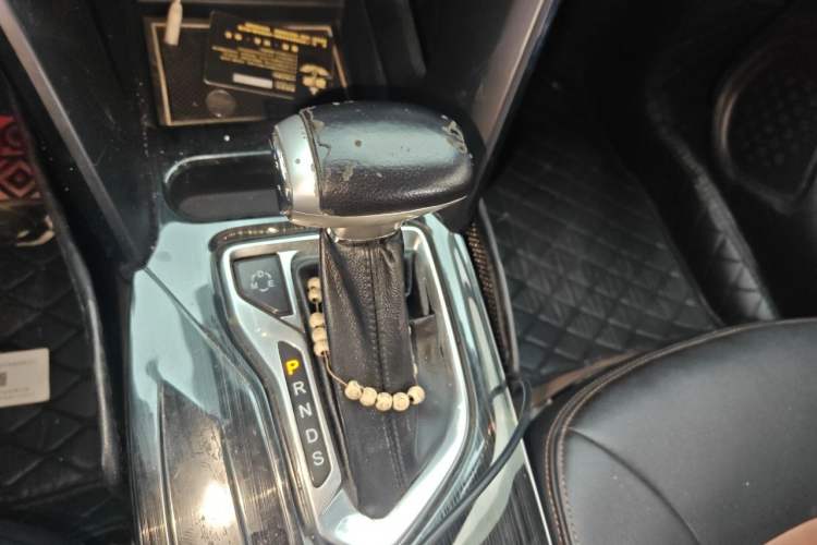 Used GAC Trumpchi GS4 2015 200T G-DCT Elite Edition Gear Lever