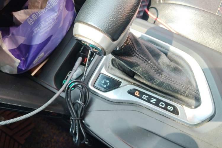Used GAC Trumpchi GS4 2015 200T G-DCT Elite Edition Gear Lever