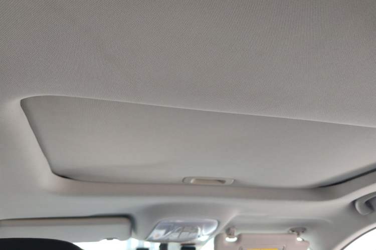 Used GAC Trumpchi GS4 2015 200T G-DCT Elite Edition Headliner