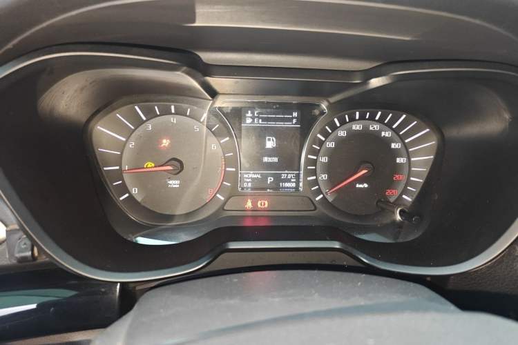 Used GAC Trumpchi GS4 2015 200T G-DCT Elite Edition Instrument Cluster
