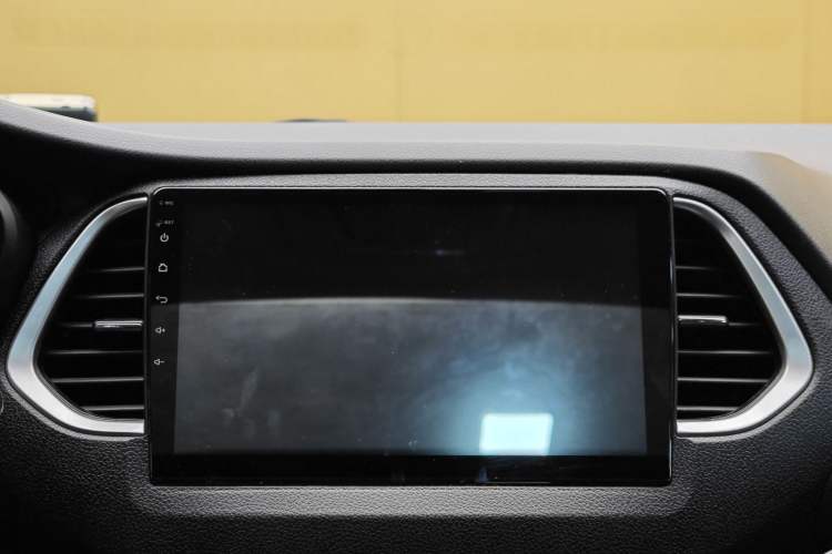 Used GAC Trumpchi GS4 2015 200T G-DCT Elite Edition Interior 8