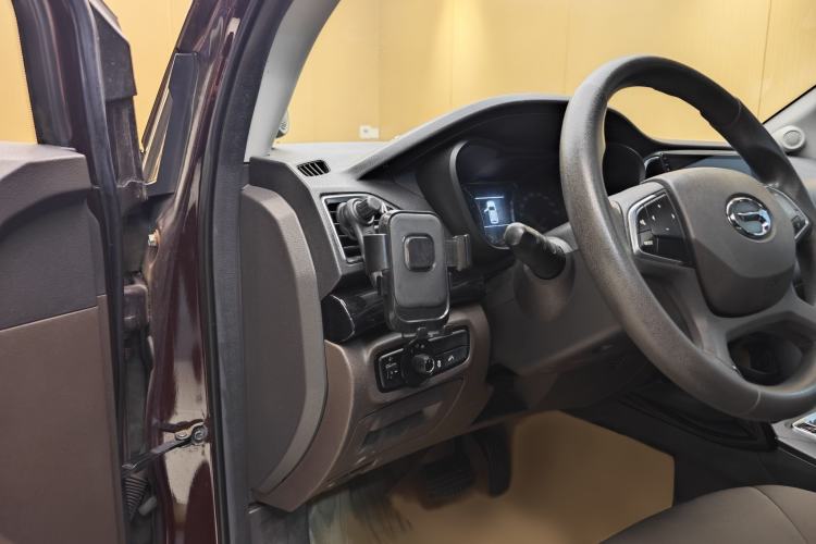 Used GAC Trumpchi GS4 2015 200T G-DCT Elite Edition Interior 9