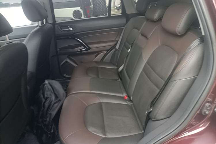 Used GAC Trumpchi GS4 2015 200T G-DCT Luxury Edition Left Rear Seat