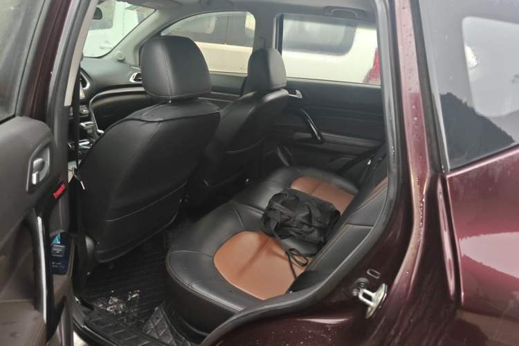 Used GAC Trumpchi GS4 2015 200T G-DCT Elite Edition Left Rear Seat