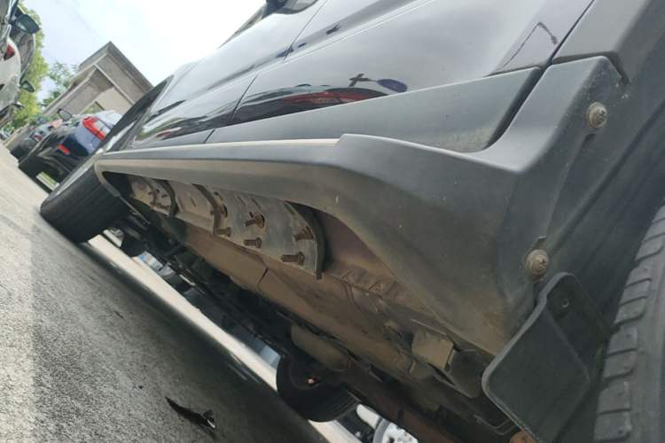 Used GAC Trumpchi GS4 2015 200T G-DCT Comfort Edition Left Side Sill