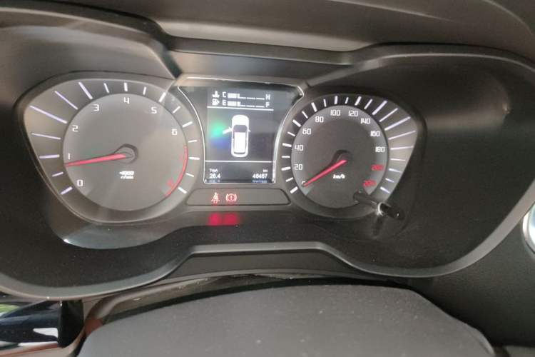 Used GAC Trumpchi GS4 2015 200T Manual Luxury Edition Odometer Close Up