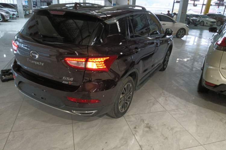 Used GAC Trumpchi GS4 2015 200T G-DCT Elite Edition Rear Right 45 Deg