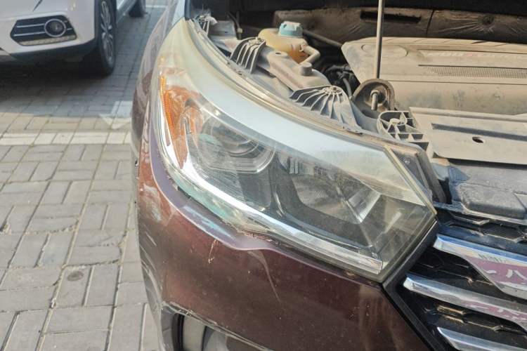 Used GAC Trumpchi GS4 2015 200T G-DCT Elite Edition Right Front Headlight