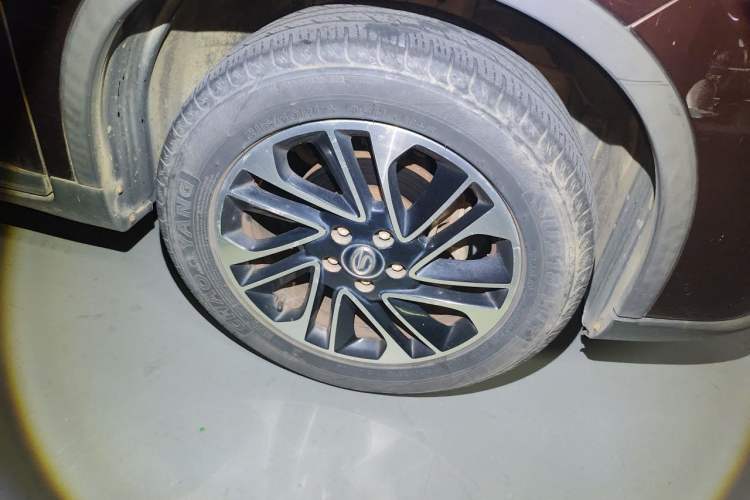 Used GAC Trumpchi GS4 2015 200T G-DCT Elite Edition Right Front Wheel Hub