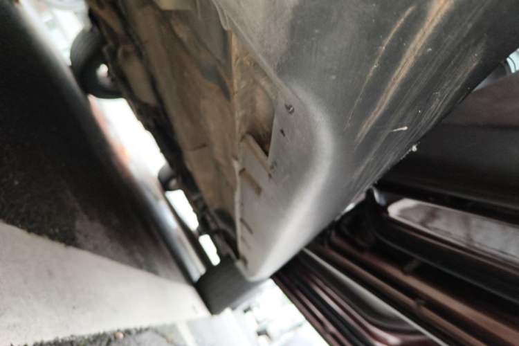 Used GAC Trumpchi GS4 2015 200T G-DCT Elite Edition Right Side Sill