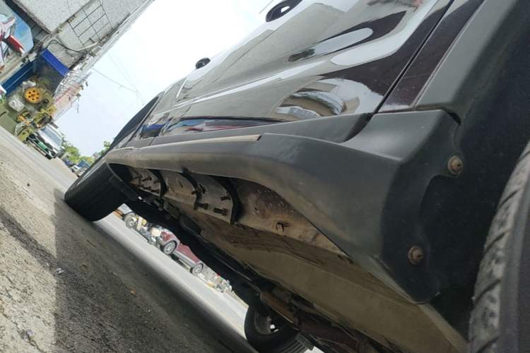 Used GAC Trumpchi GS4 2015 200T G-DCT Comfort Edition Right Side Sill