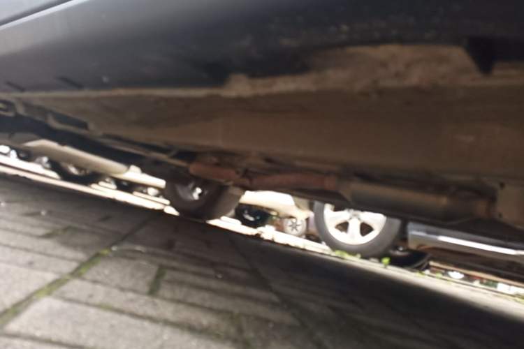 Used GAC Trumpchi GS4 2015 200T G-DCT Elite Edition Right Side Sill
