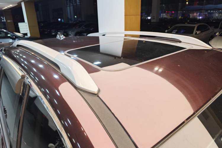 Used GAC Trumpchi GS4 2015 200T G-DCT Elite Edition Roof