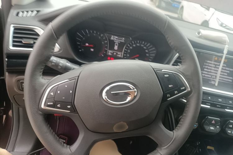 Used GAC Trumpchi GS4 2015 200T G-DCT Luxury Edition Steering Wheel