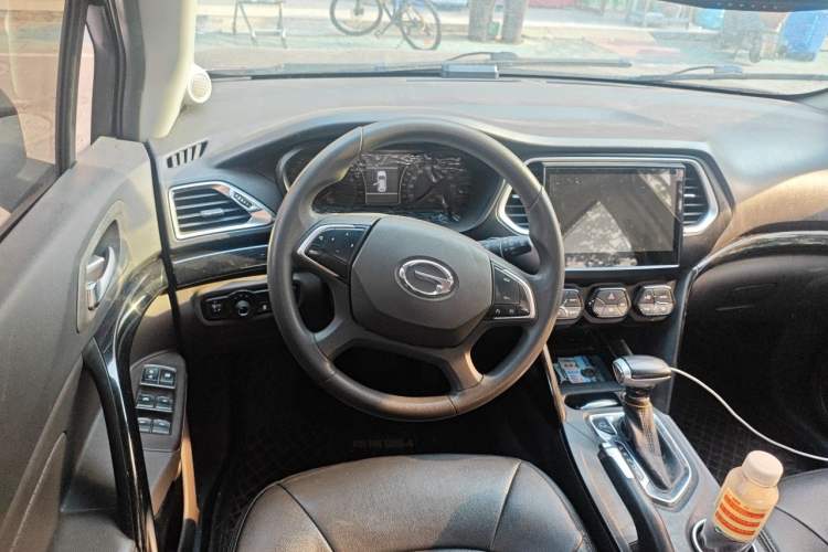 Used GAC Trumpchi GS4 2015 200T G-DCT Elite Edition Steering Wheel