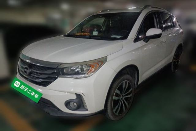 GAC Trumpchi GS4 2015 200T G-DCT Luxury Edition مستعملة
