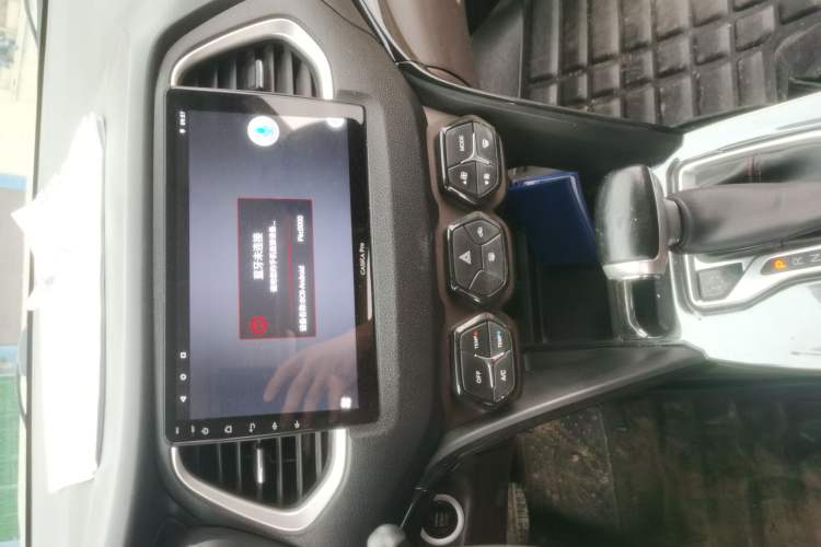 Used GAC Trumpchi GS4 2015 200T G-DCT Elite Edition Audio And AC Panel
