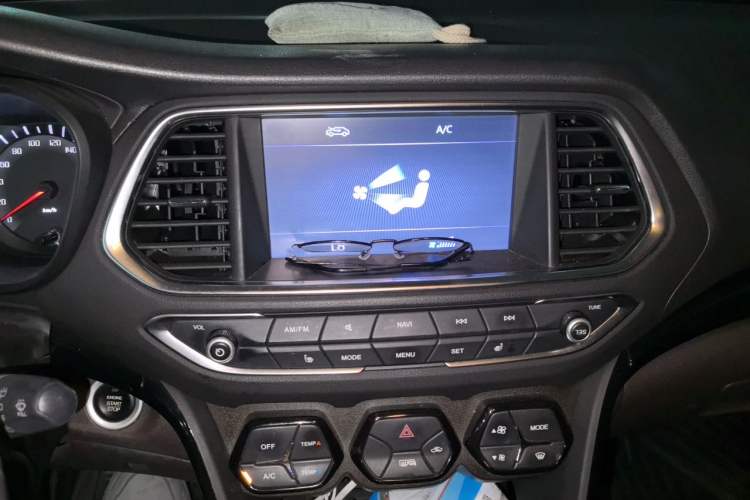 Used GAC Trumpchi GS4 2015 200T G-DCT Luxury Edition Audio And AC Panel