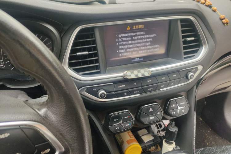Used GAC Trumpchi GS4 2015 200T G-DCT Luxury Edition Audio And AC Panel