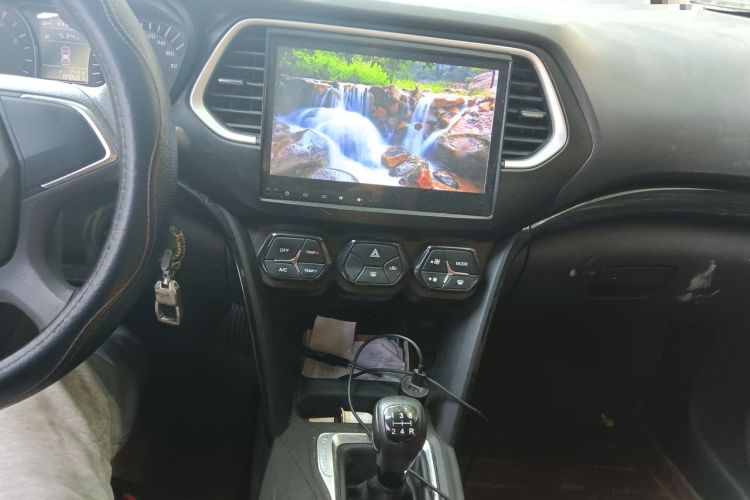 Used GAC Trumpchi GS4 2015 200T Manual Comfort Edition Audio And AC Panel