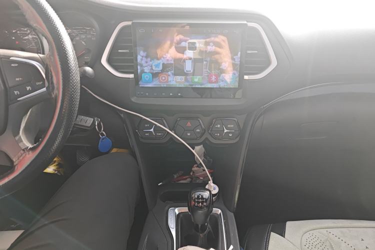 Used GAC Trumpchi GS4 2015 200T Manual Elite Edition Audio And AC Panel