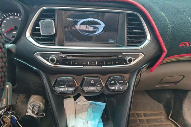 Used GAC Trumpchi GS4 2015 200T Manual Elite Edition Audio And AC Panel