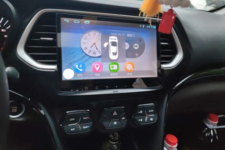 Used GAC Trumpchi GS4 2015 200T G-DCT Elite Edition Audio And AC Panel