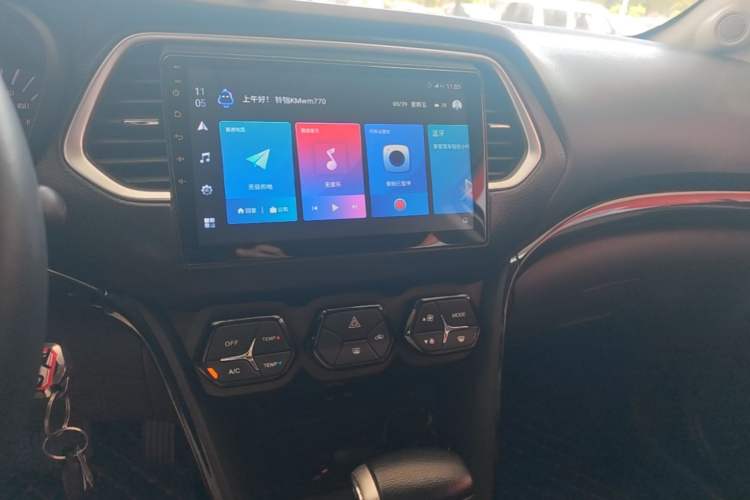 Used GAC Trumpchi GS4 2015 200T G-DCT Comfort Edition Audio And AC Panel