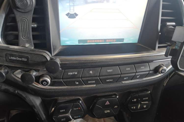 Used GAC Trumpchi GS4 2015 200T Manual Luxury Edition Audio And AC Panel