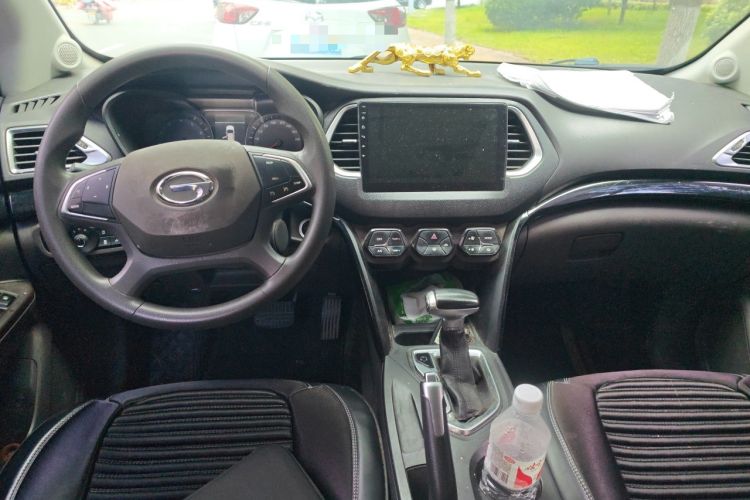 Used GAC Trumpchi GS4 2015 200T G-DCT Elite Edition Center Console