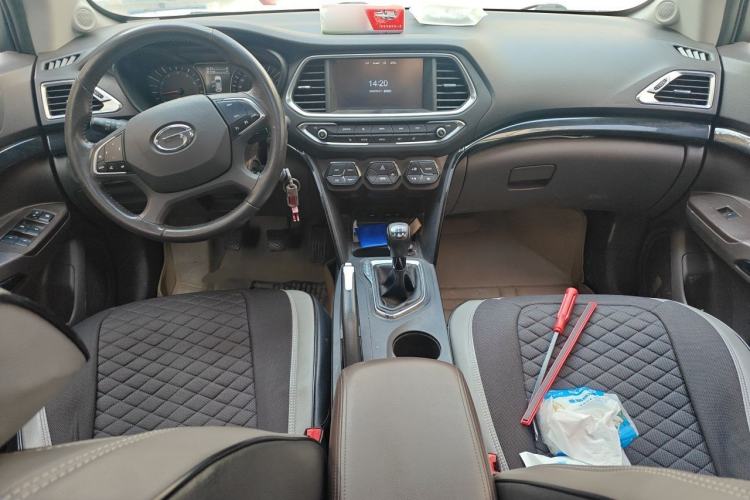 Used GAC Trumpchi GS4 2015 200T Manual Luxury Edition Center Console