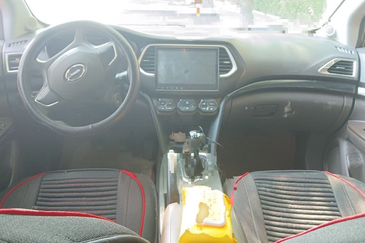 Used GAC Trumpchi GS4 2015 200T Manual Comfort Edition Center Console