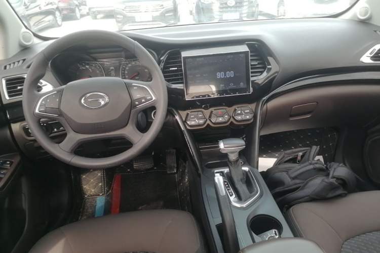 Used GAC Trumpchi GS4 2015 200T G-DCT Elite Edition Center Console