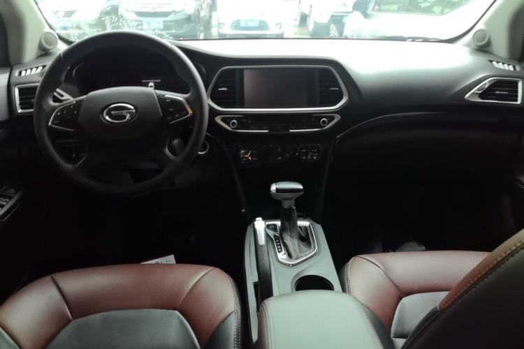 Used GAC Trumpchi GS4 2015 200T G-DCT Elite Edition Center Console