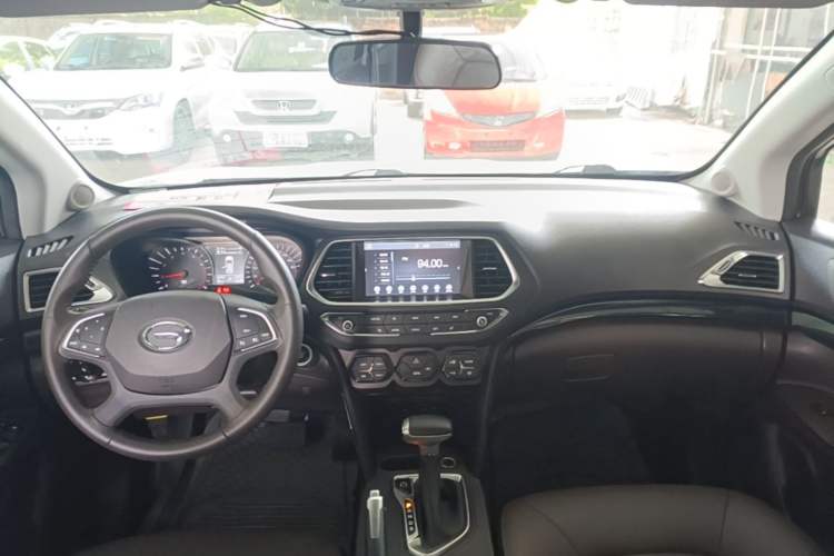 Used GAC Trumpchi GS4 2015 200T G-DCT Luxury Edition Center Console