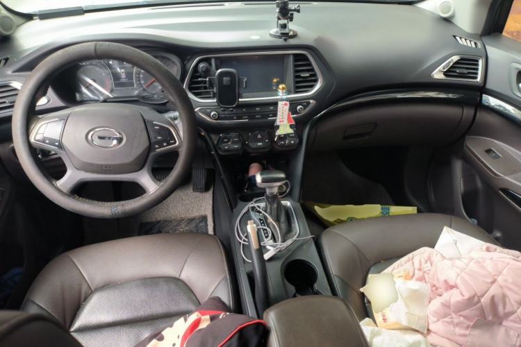 Used GAC Trumpchi GS4 2015 200T G-DCT Luxury Edition Center Console