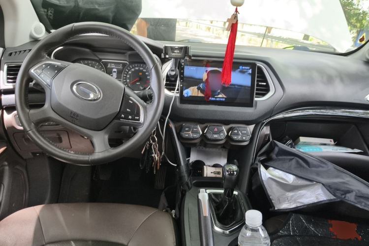 Used GAC Trumpchi GS4 2015 200T Manual Elite Edition Center Console