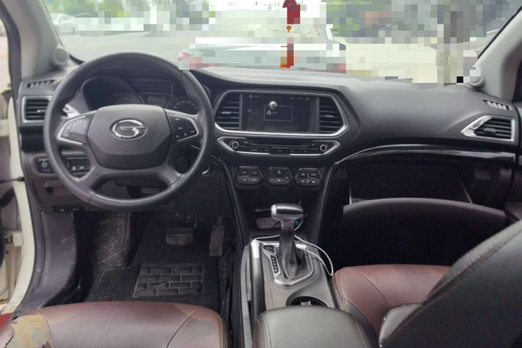 Used GAC Trumpchi GS4 2015 200T G-DCT Elite Edition Center Console