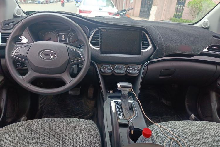 Used GAC Trumpchi GS4 2015 200T G-DCT Elite Edition Center Console