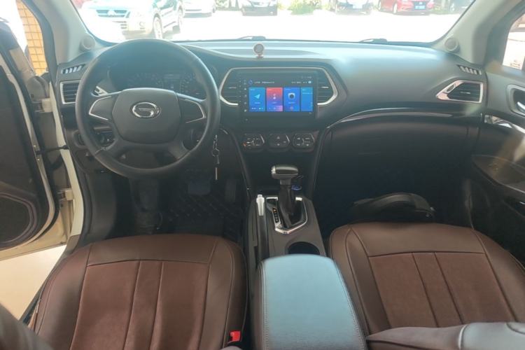 Used GAC Trumpchi GS4 2015 200T G-DCT Comfort Edition Center Console
