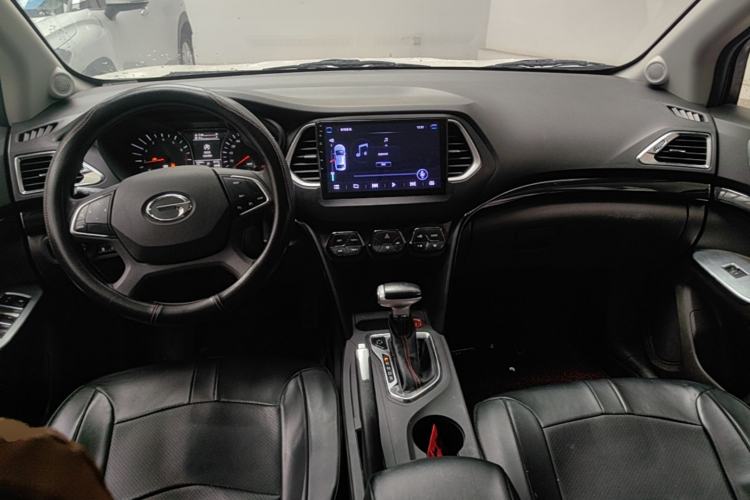 Used GAC Trumpchi GS4 2015 200T G-DCT Elite Edition Center Console
